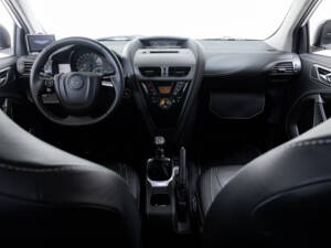 Bild 15/32 von Aston Martin Cygnet (2012)