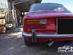 Image 11/42 de Alfa Romeo 2000 GTV (1971)