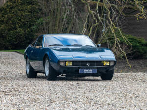 Imagen 2/16 de Ferrari 365 GTC&#x2F;4 (1972)