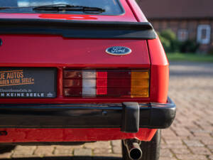 Image 17/79 de Ford Capri 2,8i (1982)