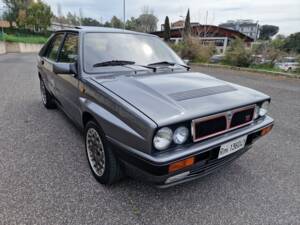 Bild 7/37 von Lancia Delta HF Integrale 16V (1990)