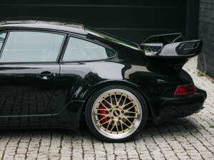 Imagen 50/95 de Porsche 911 Turbo 3.3 (1991)