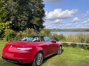 Image 2/29 of Alfa Romeo Spider 2.2 JTS (2008)