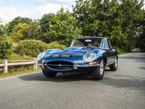 Bild 32/50 von Jaguar E-Type 4.2 (1966)