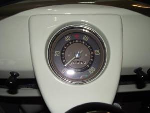 Imagen 21/34 de Volkswagen T1 Kombi (1957)
