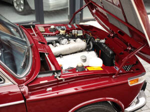 Image 12/75 of BMW 2002 tii (1974)