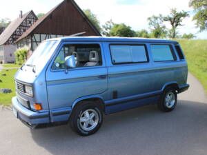 Image 10/10 de Volkswagen T3 Multivan 1.6 TD Bluestar &quot;Hannover Edition&quot; (1989)