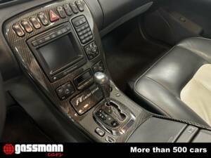 Image 13/15 of Mercedes-Benz CL 55 AMG (2000)