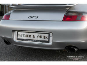 Image 23/33 of Porsche 911 GT3 (2000)