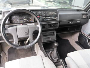 Imagen 11/21 de Volkswagen Golf Mk II Country Syncro 1.8 (1991)