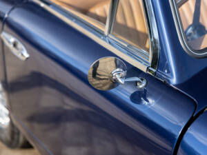 Image 41/50 of Aston Martin DB 2&#x2F;4 Mk I Vantage Convertible (1953)