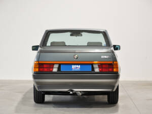 Bild 18/29 von Alfa Romeo 75 1.6 (1987)