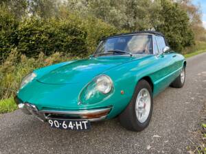 Image 4/91 de Alfa Romeo 1750 Spider Veloce (1969)