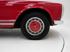 Image 10/15 de Mercedes-Benz 280 SL (1968)