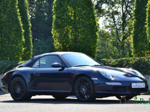 Image 21/50 of Porsche 911 Carrera (2006)