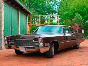 Bild 2/200 von Cadillac Coupe DeVille (1968)