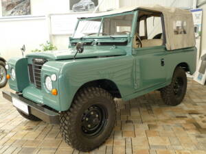 Image 2/19 de Land Rover 88 (1978)