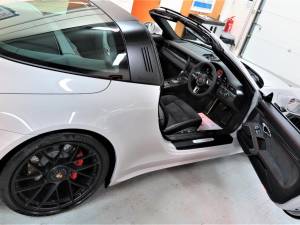 Bild 7/12 von Porsche 911 Targa 4 GTS (2018)