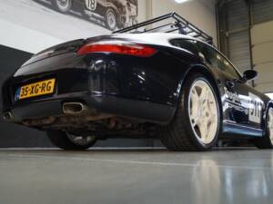 Image 33/50 de Porsche 911 Carrera (2005)
