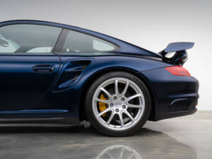 Bild 33/42 von Porsche 911 GT2 (2008)