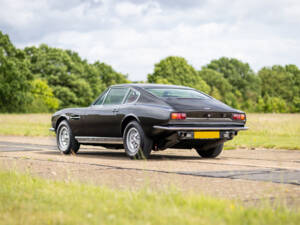 Bild 2/50 von Aston Martin DBS V8 (1971)