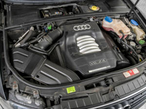 Image 34/50 de Audi A4 2.4 V6 (2004)