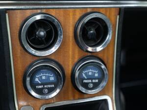 Image 38/50 of Alfa Romeo Giulia Nuova Super 1300 (1974)