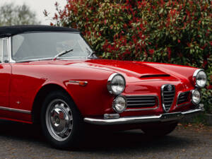 Immagine 57/65 di Alfa Romeo 2600 Spider (1966)