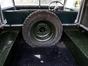 Image 24/34 of Land Rover 86 (1953)
