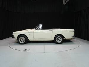 Image 13/15 of Sunbeam Tiger Mk I (1966)