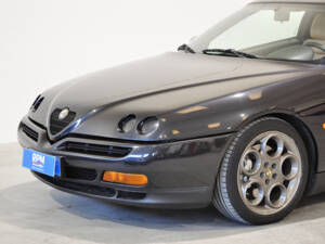 Image 12/30 of Alfa Romeo GTV 2.0 V6 Turbo (1996)