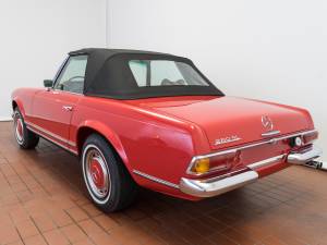 Image 2/23 of Mercedes-Benz 280 SL (1969)