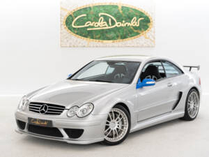 Immagine 1/44 di Mercedes-Benz CLK DTM AMG (2005)