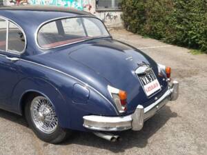 Image 8/49 of Jaguar Mk II 3.8 (1963)
