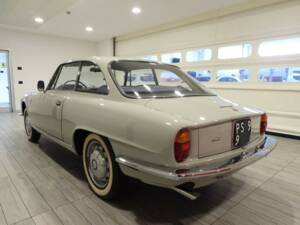Imagen 3/15 de Alfa Romeo 2600 Sprint (1963)