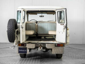 Image 40/50 of Toyota Land Cruiser BJ 43 (1977)