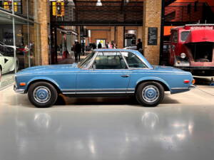 Image 17/36 de Mercedes-Benz 280 SL (1970)