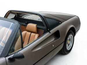 Image 36/45 of Ferrari 308 GTS (1978)