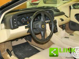 Immagine 2/9 di Lotus Esprit S4 (1995)