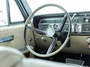 Imagen 107/135 de Lincoln Continental Convertible (1965)