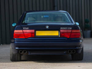 Image 7/50 de BMW 850CSi (1993)