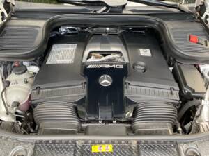 Immagine 25/32 di Mercedes-AMG GLS 63 4MATIC+ (2023)