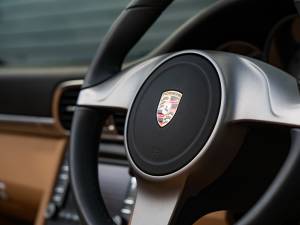 Image 27/45 of Porsche 911 Carrera 4S (2010)