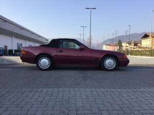 Image 8/32 de Mercedes-Benz 300 SL-24 (1992)