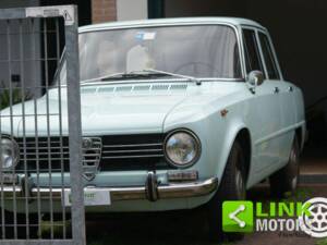 Imagen 1/10 de Alfa Romeo Giulia 1300 TI (1968)