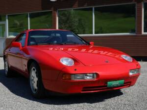 Afbeelding 7/35 van Porsche 928 S4 (1989)