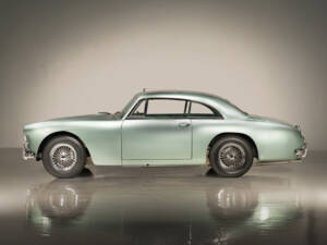 Immagine 5/30 di Aston Martin DB 4 Prototype (1957)