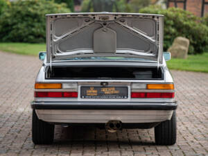 Bild 19/43 von BMW 525i (1986)