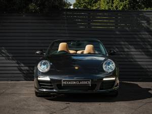 Image 5/45 of Porsche 911 Carrera 4S (2010)