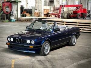 Bild 82/86 von BMW 318i (1994)